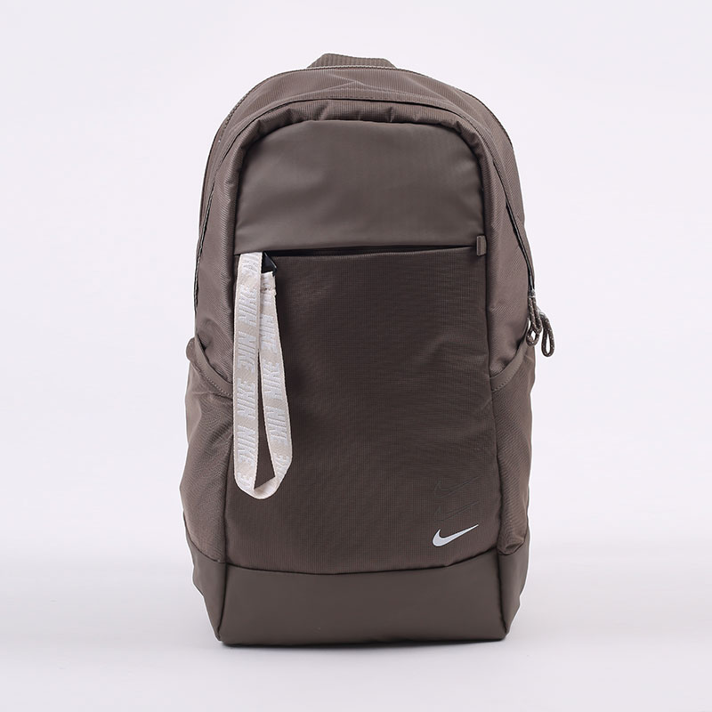  коричневый рюкзак Nike Essentials Backpack BA6143-040 - цена, описание, фото 2